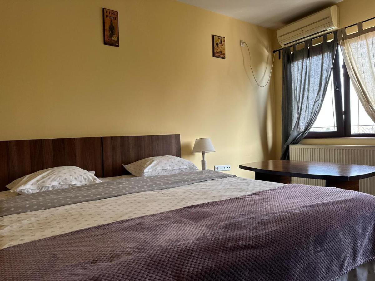 La O Barfa Appartement Ploieşti Buitenkant foto