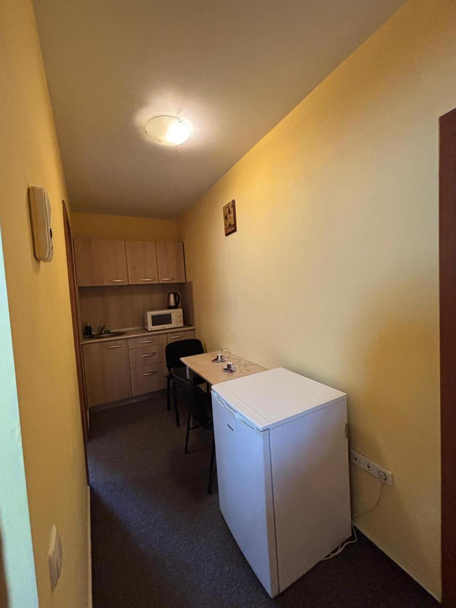 La O Barfa Appartement Ploieşti Buitenkant foto