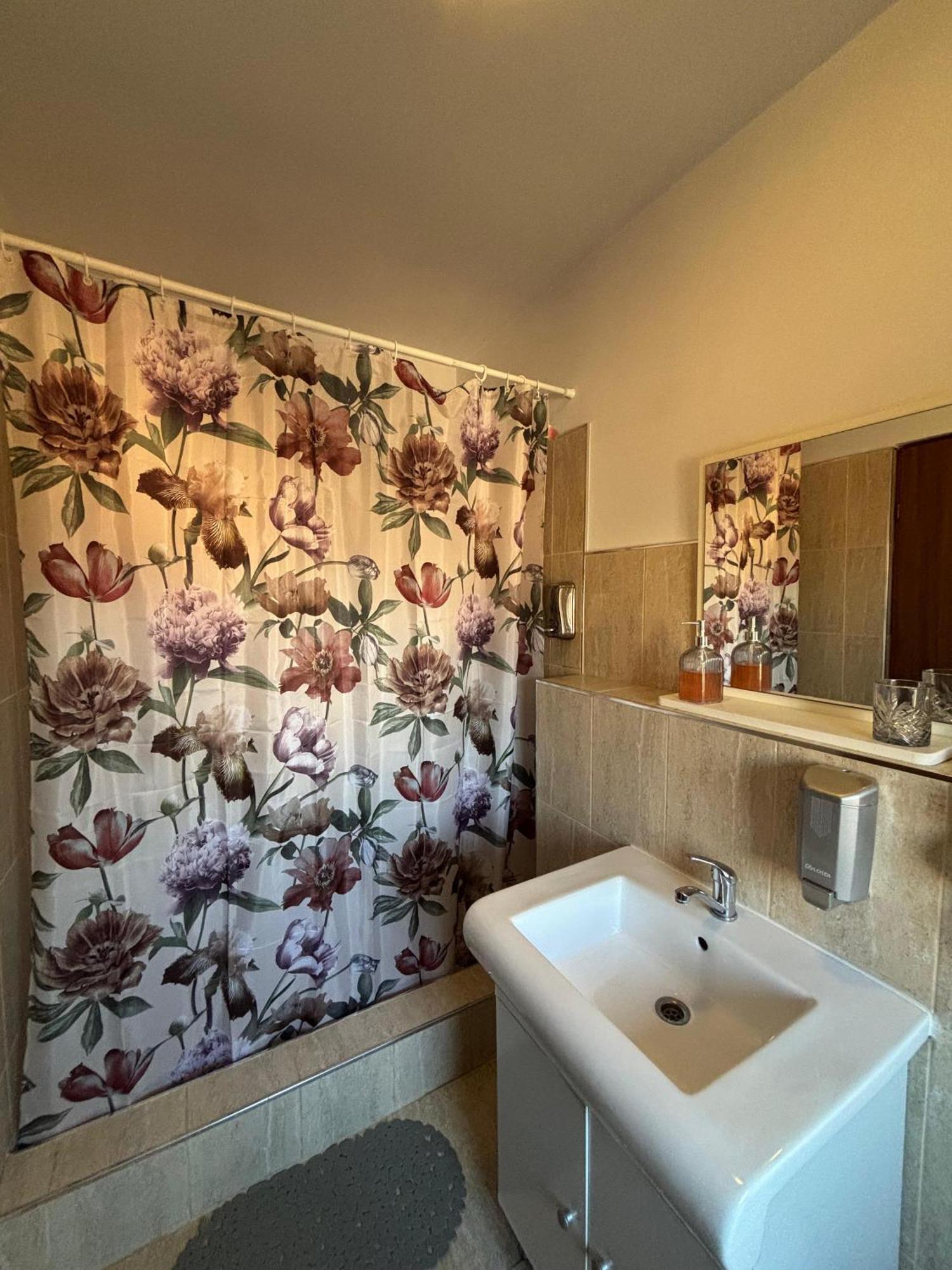La O Barfa Appartement Ploieşti Buitenkant foto