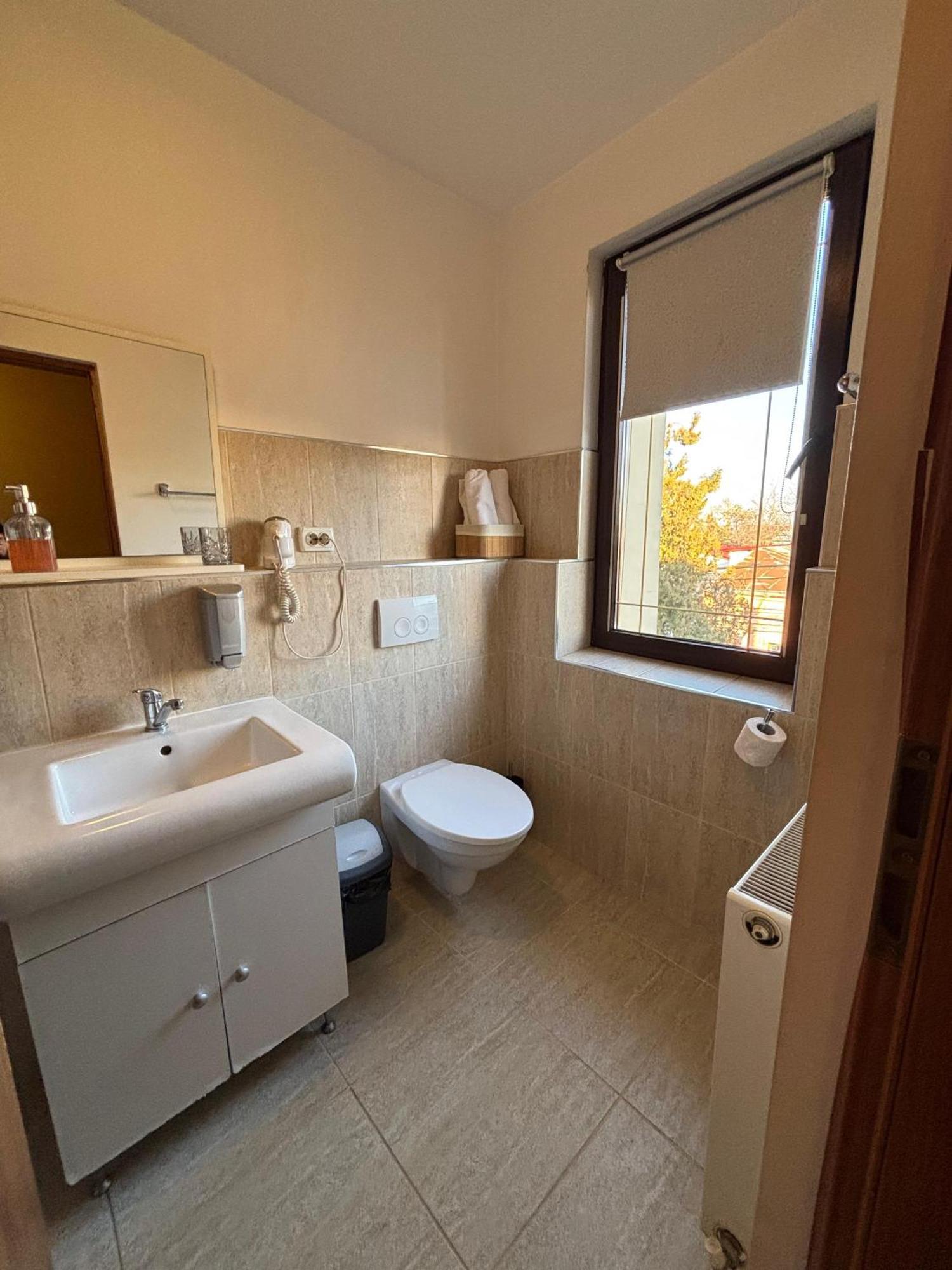 La O Barfa Appartement Ploieşti Buitenkant foto